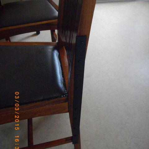 Stühle und Tische | P.R. Mandery